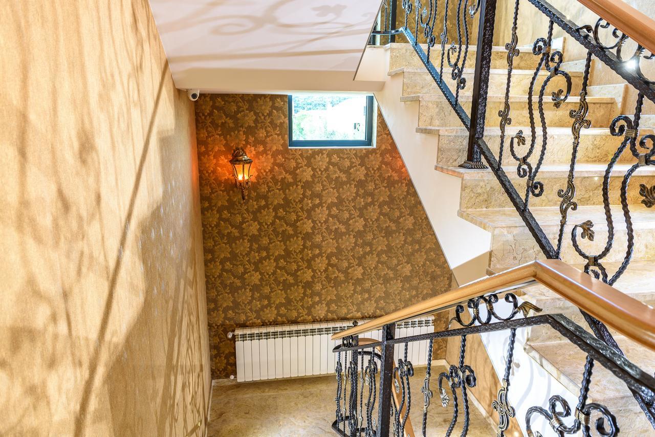 Gk Villa Тбилиси Екстериор снимка